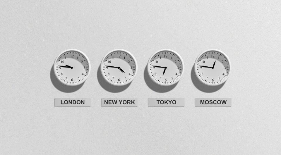 clocks-257911_1280